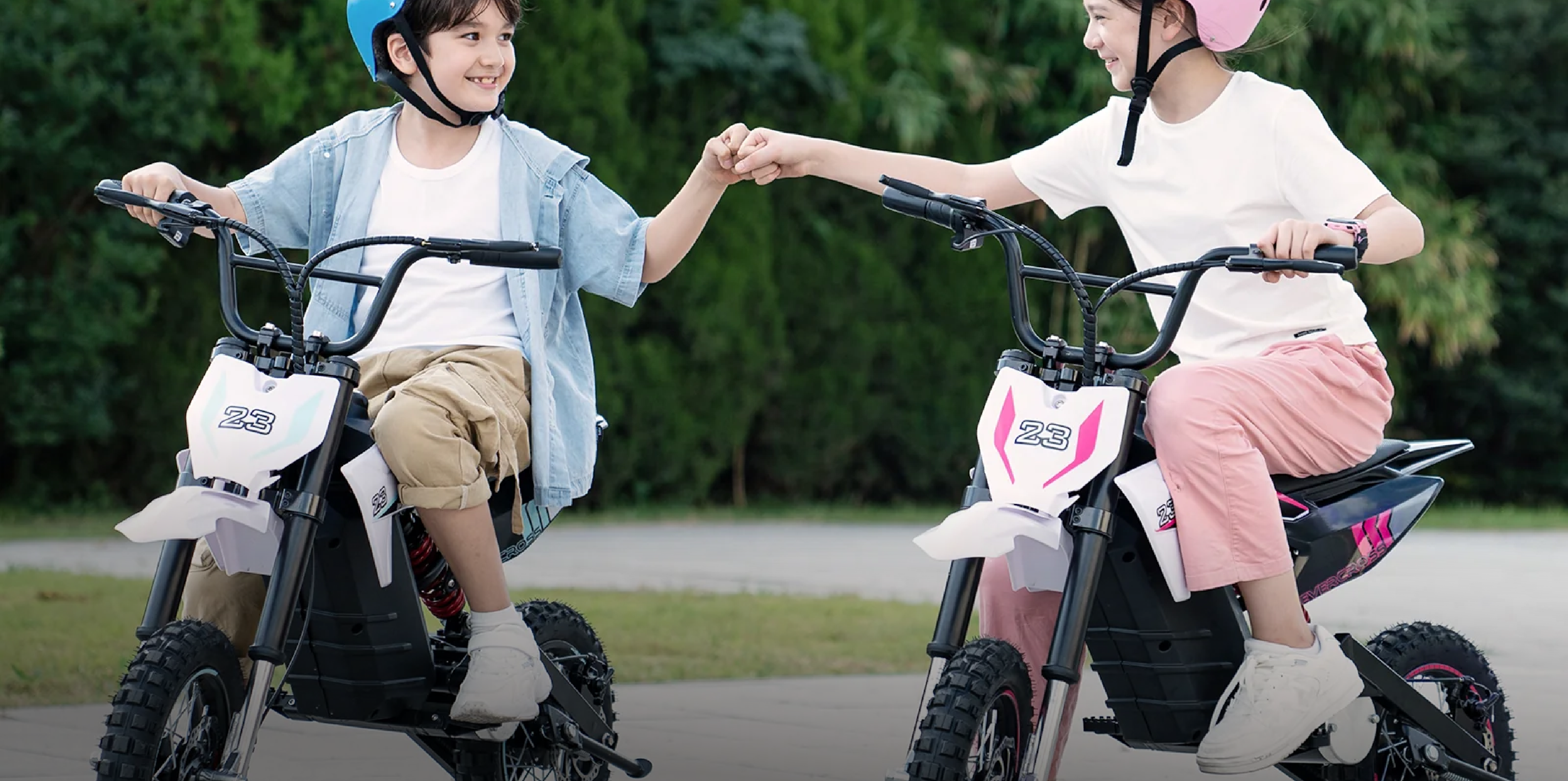 new-slideshow-slide_pnahRL