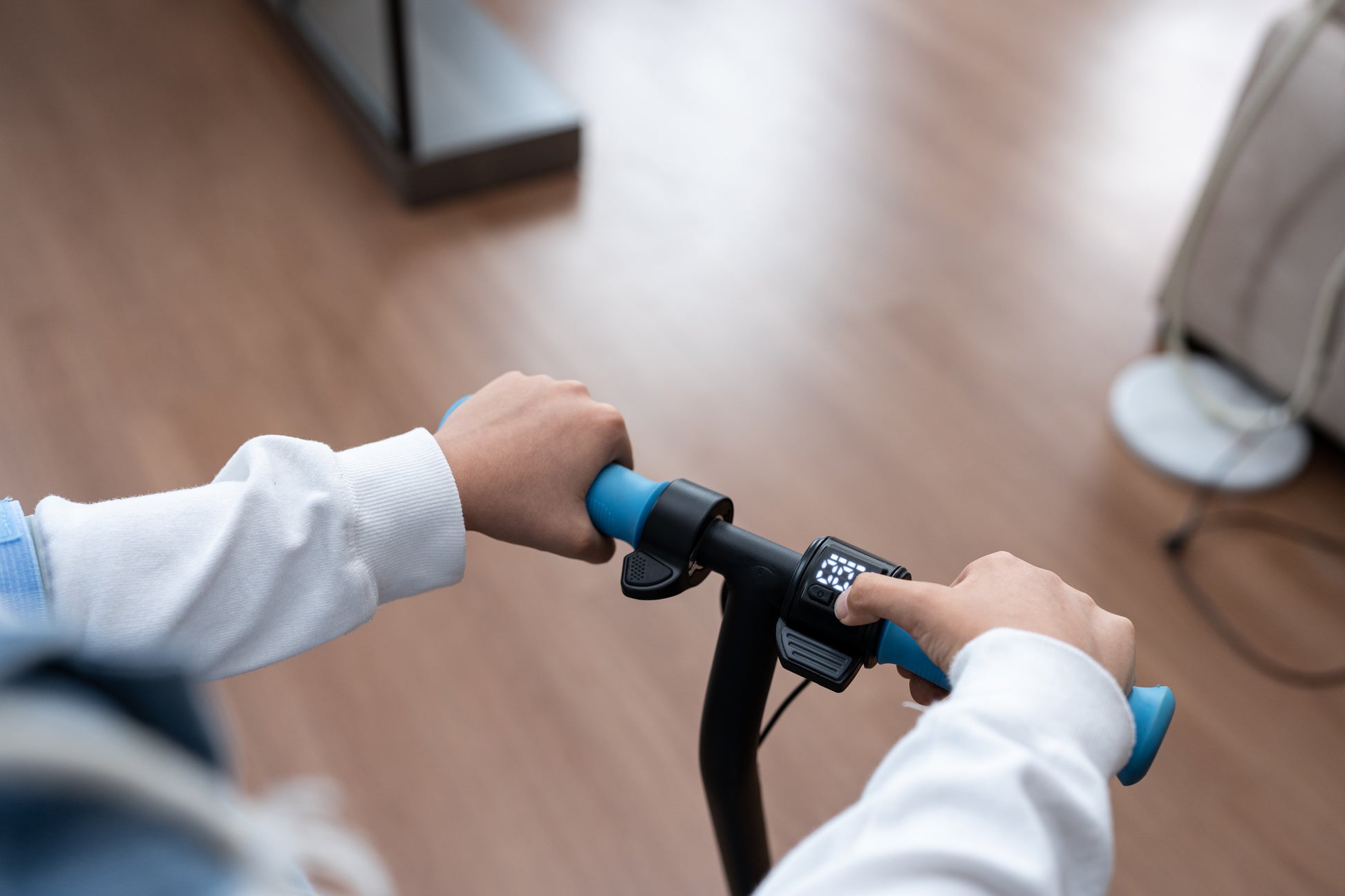 EVERCROSS E6 Electric Scooter for Children Aged 3+